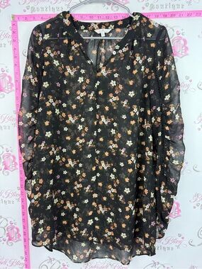 Camber & grace shirt Black Floral Sheer V-Neck Blouse flowers